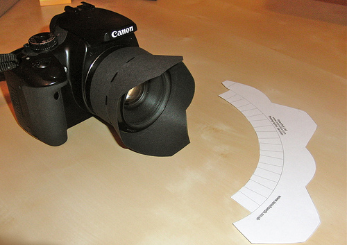 Paper lens hood